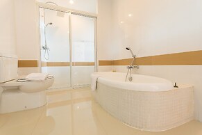 Sinkiat Buri Hotel