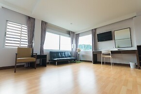 Sinkiat Buri Hotel