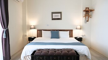 Moon Villa B&B