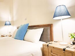 Moon Villa B&B