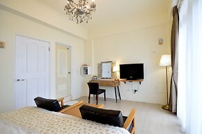Moon Villa B&B