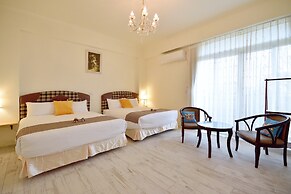 Moon Villa B&B