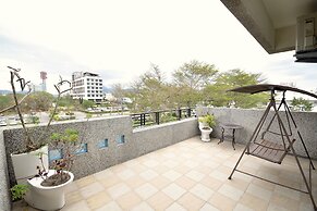 Moon Villa B&B