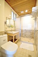 Moon Villa B&B