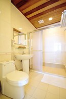 Moon Villa B&B