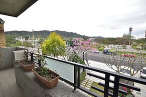 Moon Villa B&B