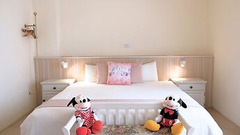 Moon Villa B&B