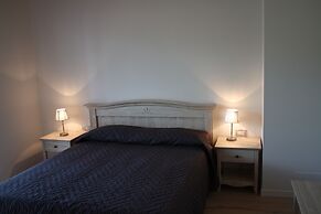 Elis' Rooms