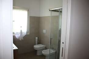 Elis' Rooms