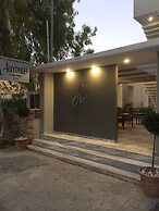 Alkyonides Hotel