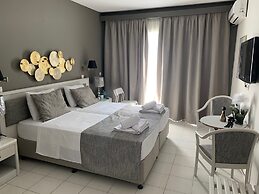 Alkyonides Hotel