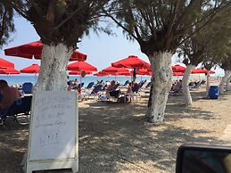 Alkyonides Hotel