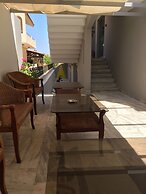 Alkyonides Hotel