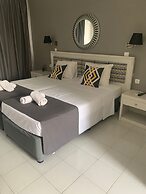 Alkyonides Hotel