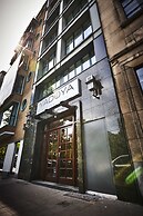 Yadoya Hotel