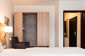 2Places Side