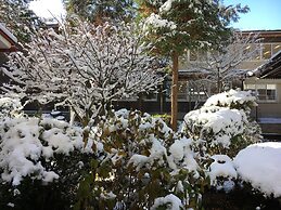 Maruka Ryokan