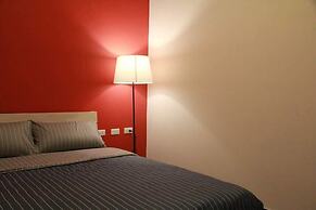 Little Weekend Inn