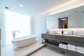 SOLARIA NISHITETSU HOTEL Busan
