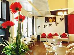 Asawann Hotel