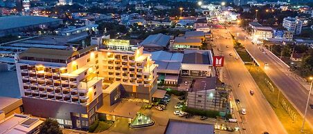 Asawann Hotel