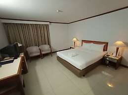 Friday Hotel