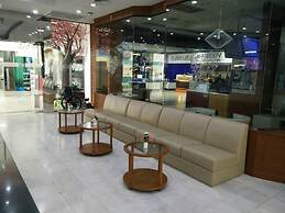 Friday Hotel