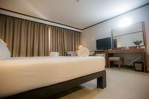 Friday Hotel