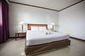 Friday Hotel