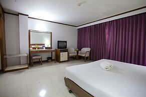 Friday Hotel