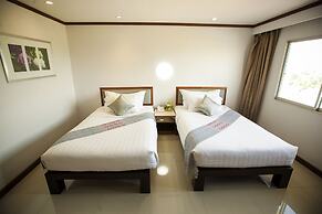 Friday Hotel