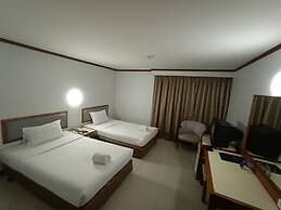 Friday Hotel
