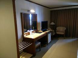Friday Hotel