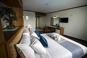 Friday Hotel