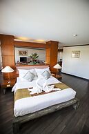 Friday Hotel