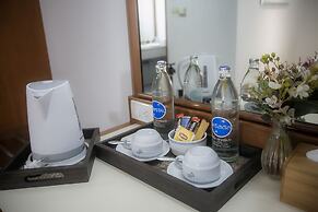 Friday Hotel