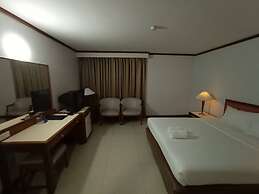 Friday Hotel