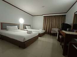 Friday Hotel