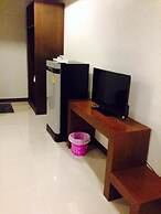 Room Riverside