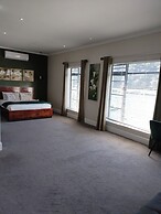 My Pond Hotel