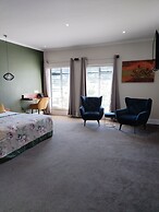 My Pond Hotel