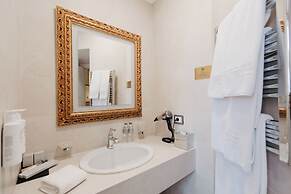 Grand Hotel Yerevan