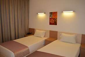Hayali Suites