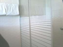 Sharon Avenue Guesthouse