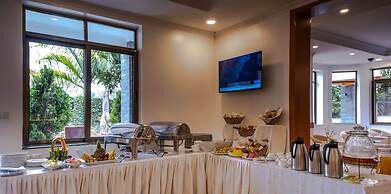 Elevate Suites