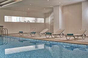 “Kiotari Miraluna Beach Resort”