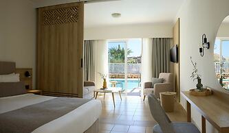 “Kiotari Miraluna Beach Resort”