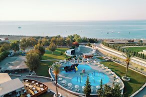 “Kiotari Miraluna Beach Resort”