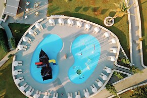 “Kiotari Miraluna Beach Resort”