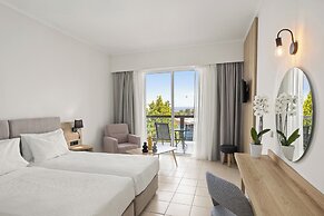 “Kiotari Miraluna Beach Resort”